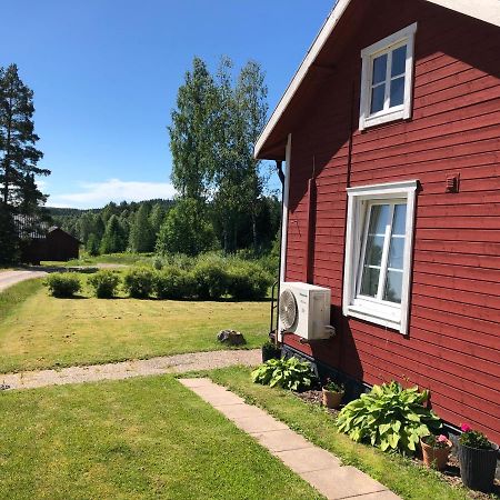 Trevlig Stuga Naera Hovfjaellet تورسبي المظهر الخارجي الصورة